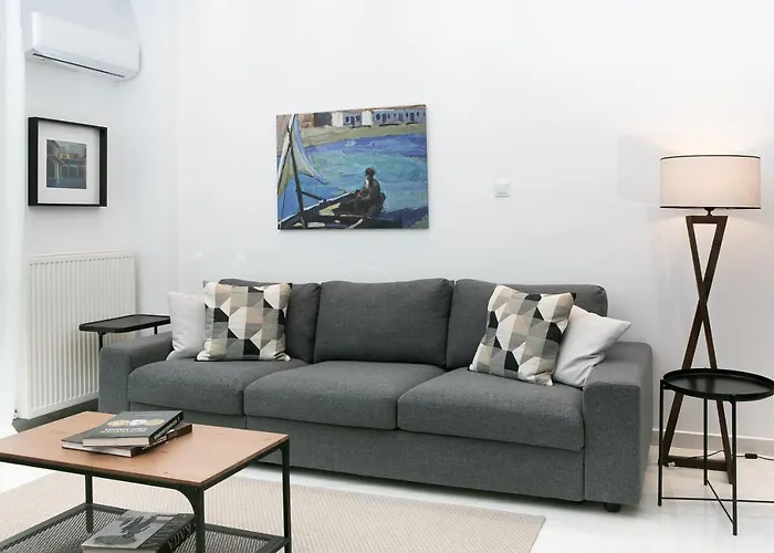 Spacious Luminous Central
